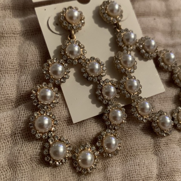 Earrings - Picture 4 of 5